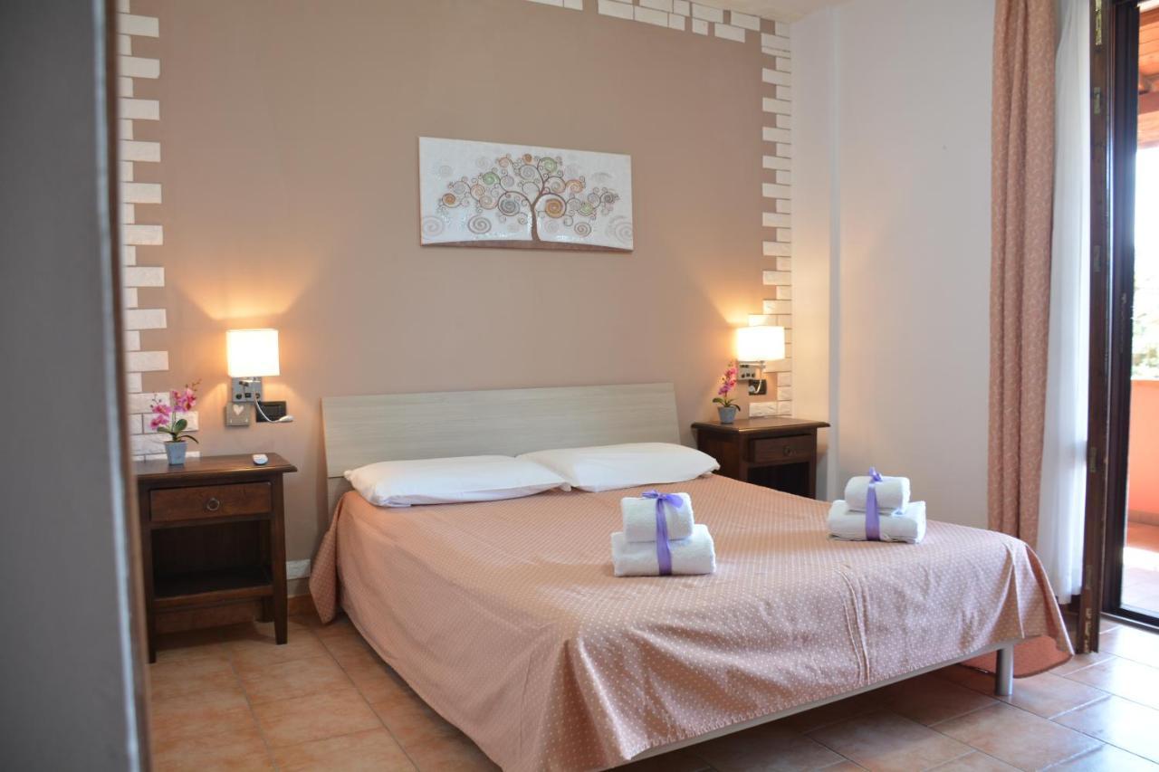 Hotel Villa Paradiso Riparbella Kültér fotó