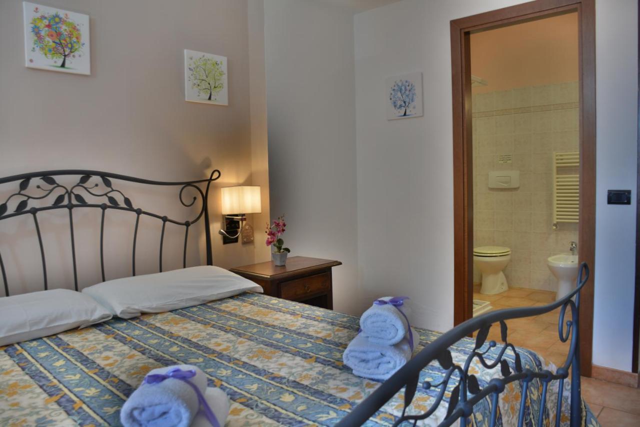 Hotel Villa Paradiso Riparbella Kültér fotó