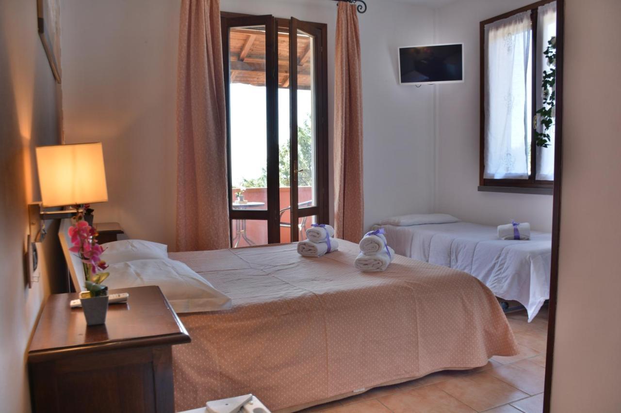 Hotel Villa Paradiso Riparbella Kültér fotó