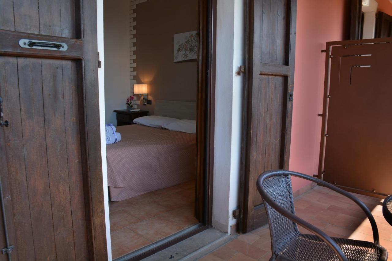 Hotel Villa Paradiso Riparbella Kültér fotó